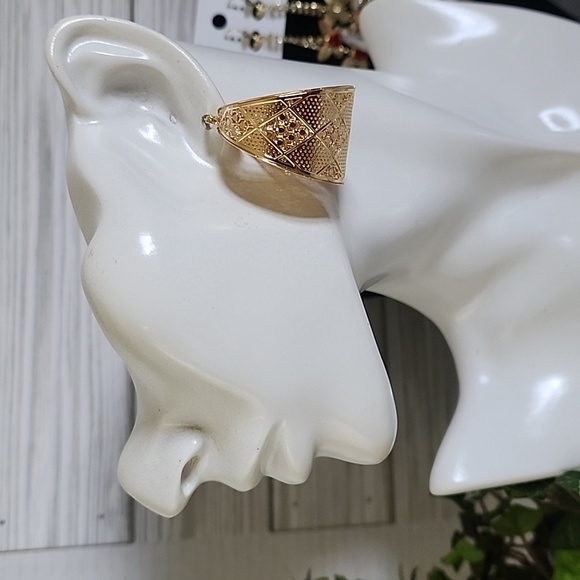 Gold Filled Basket Style Earrings Argyle Design New - Picture 6 of 8